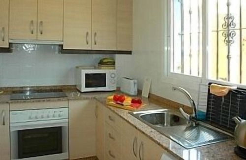 La Tercia House | Spacious House With Shared Pool In Quiet Village Location. ** Free WiFi **