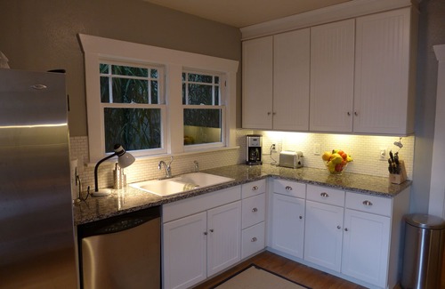 Ladd's Addition House | Spacious Ladd's Addition Townhouse for Extended Rentals - 31 Days or more