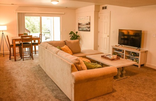 South Alameda House | Spacious Lakewood suite near downtown Denver