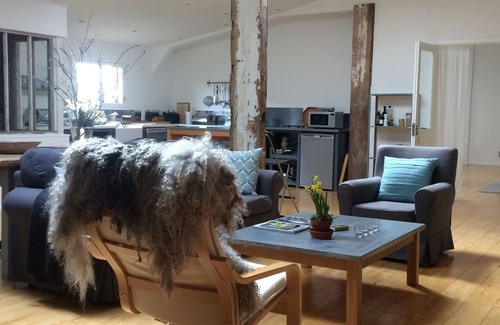 Moreton House | Spacious, light contemporary barn in a rural environment, Gloucestershire