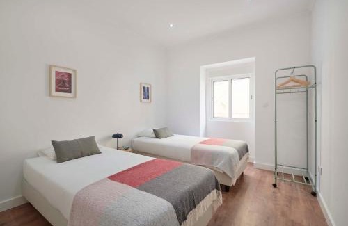 Mina Apartment | Spacious & Light-Filled 4BR Apartment By TimeColer