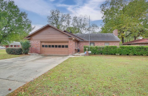 Little Rock Cottage | Spacious Little Rock Home w/Patio - 9 Mi to Dtwn!