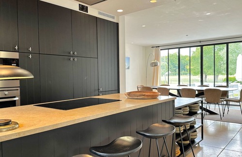 Knokke-Heist Villa | Spacious Luxury Villa With Large Pool and Stunning View