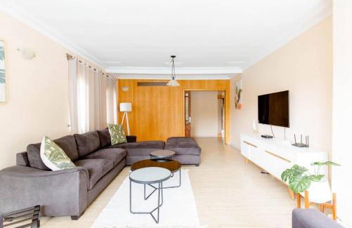 Waterkloof Glen Villa | Spacious Menlyn Maine Villa