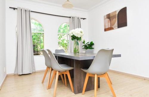 Waterkloof Glen Villa | Spacious Menlyn Maine Villa