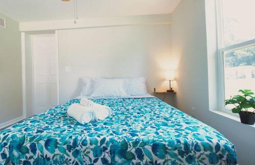 Lakeshore South House | Spacious Modern 5 Bedrooms JAX