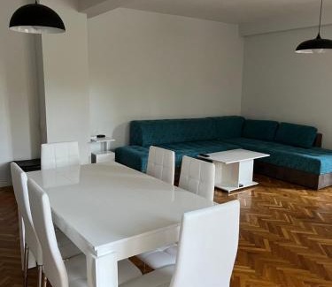 Skopje Region Apartment | Spacious modern apartment Aerodrom