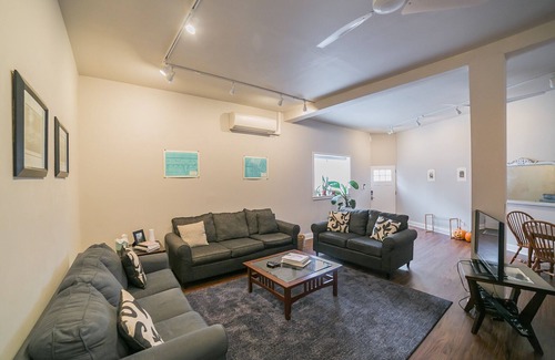 Fishtown House | Spacious & Modern Fishtown Home - Sleeps 10!