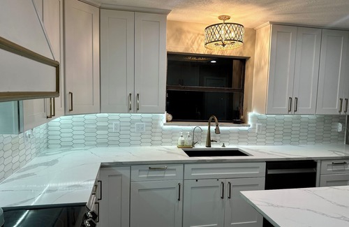 Garland House | Spacious Modern House with Outdoors for Solo Family & Group Friendly in DFW