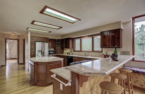 Pine House | Spacious mountain home