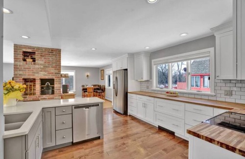 Stowe Hollow House | Spacious Mtn Getaway, Breathtaking Views, 5 Min to Town