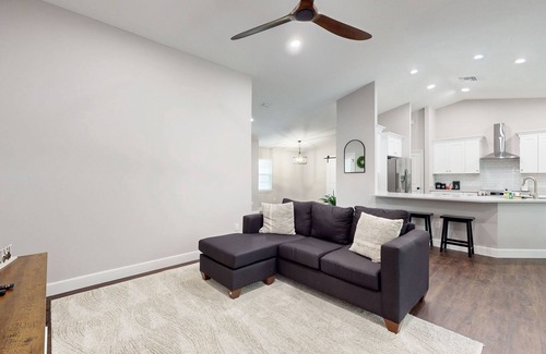 Brooksville House | Spacious new home on preserve-like setting, W/D, AC/Wifi