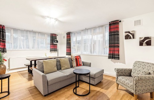 Bunhill Apartment | Spacious one bed ground floor apartment