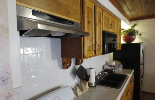 Culver - West Apartment | SPACIOUS ONE BEDROOM APARTMENT VERY CLOSE TO VENICE BEACH with washer/dryer