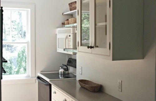 South Orleans Apartment | Spacious Orleans Apartment With Private Beach Access