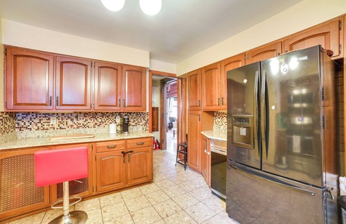 Wilkinsburg House | Spacious Pittsburgh Rental: Walk to Frick Park!