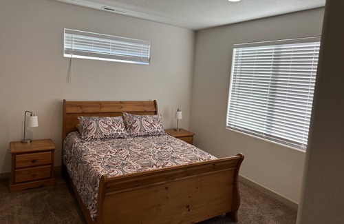 Albany House | Spacious Relaxing Home!