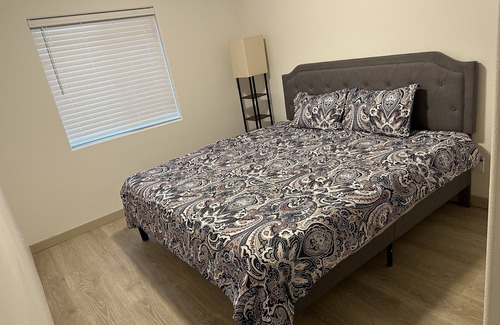 Albany House | Spacious Relaxing Home!