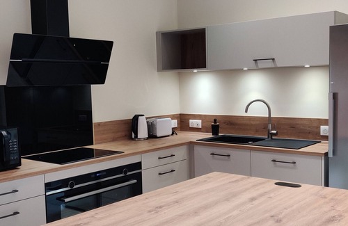 Cheffois Cottage | Spacious Renovated Barn with Indoor Pool, Large Garden, and Accessible Facilities