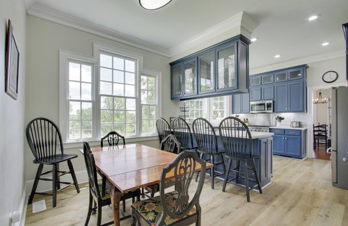 Lauderdale County House | Spacious Rural Getaway in Lexington w/Deck!