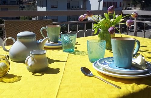 Rivoltella Apartment | Spacious second floor apartment with stunning lake views