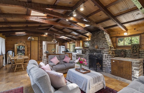 Tamalpais-Homestead Valley House | Spacious Serene Sanctuary-Minutes to SF and Muir Woods