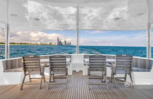 Pompano Beach Boat Rental | SPACIOUS & STABLE 65' YACHT FOR OVERNIGHT CHARTERS CRUISING SOUTH FLORIDA