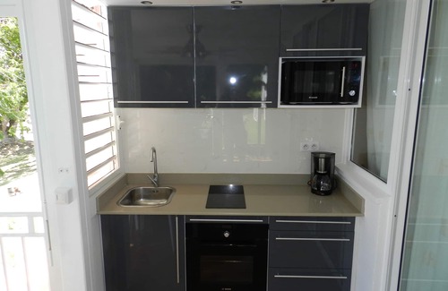 Anse des Rochers Apartment | Spacious Studio 3 People on beautiful beach "exceptional place"