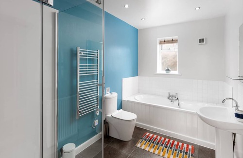 Shilbottle House | Spacious - Stunning Views - Close to Coast/Castles