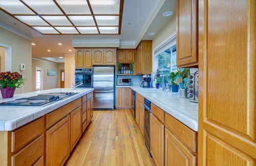 Sunnyvale House | Spacious Sunnyvale Home w/ Yard: 11 Mi to San Jose