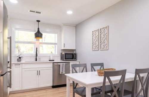 Blacksburg Villa | Spacious Three Bedroom Suite - Peaceful Setting