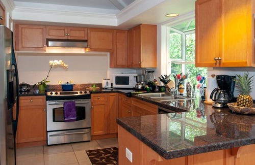 Princeville House | Spacious Townhome in Quiet Neighborhood - Great for Larger Groups & Families