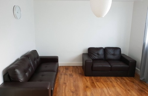Markhouse House | SPACIOUS TOWNHOUSE IN WALTHAMSTOW
