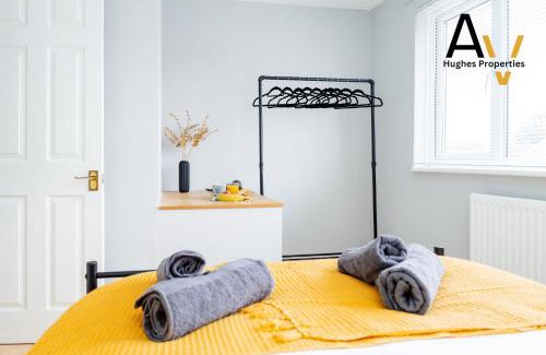 Northampton House | Spacious Two-Bedroom House - Driveway Parking, Garden Space, Great for Relocation By AV Hughes Properties