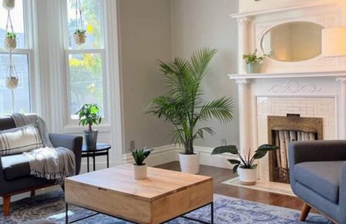La Lengua Apartment | Spacious Victorian in the Heart of Noe Valley