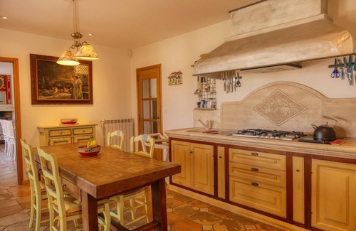 Vaison-la-Romaine Villa | Spacious Villa 5* for 12 pers., air cond., heated pool, view Mt. Ventoux