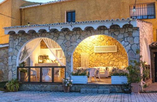 Can Trabal Villa | Spacious villa in Can Trabal with private pool and jacuzzi 980 m²