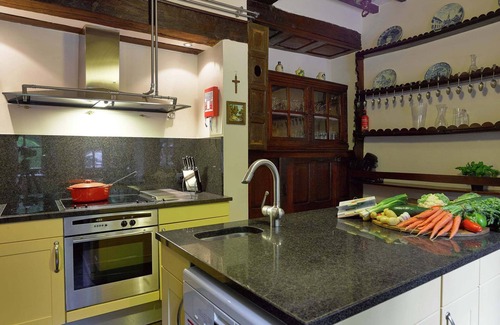 Spa Villa | Spacious Villa in Liege