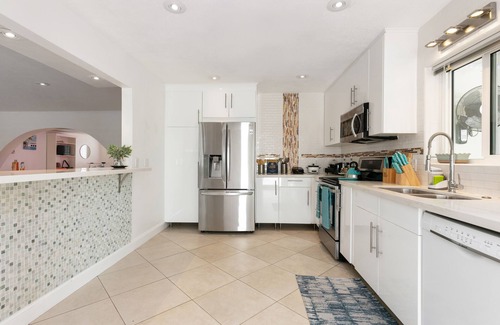 Poinsettia Heights House | Spacious Villa w/pool 1 mile from beach!