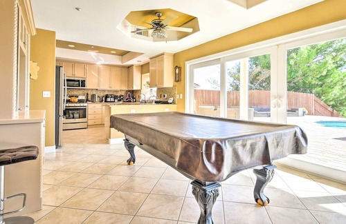 Sylmar House | Spacious Villa w/ Great Views & Heated Spa!