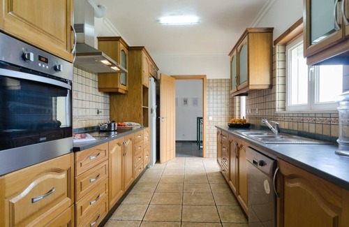 Luz Villa | Spacious villa with private pool and games room in quite location!