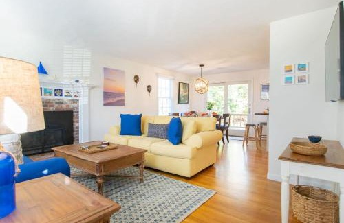 East Harwich House | Spacious w Beautiful Yard & Dogs Welcome