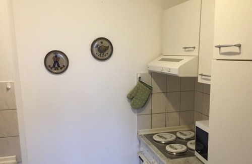 Bad Rodach Apartment | Spaciously furnished holiday apartment (48sqm) with balcony / terrace