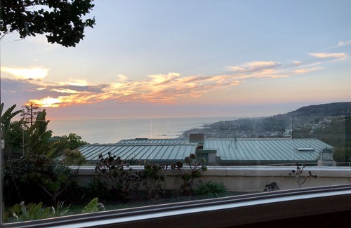 Laguna Beach Cottage | Spanish Cottage Near The Beach With Mesmerizing Views