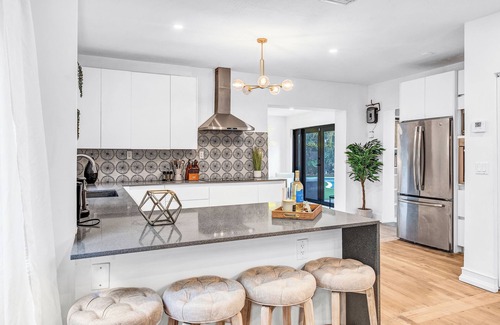 North Miami Villa | Spanish-style villa in Miami, where Mediterranean charm meets modern luxury