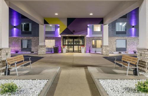 Onalaska Hotel | Spark by Hilton La Crosse Onalaska
