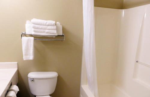 Florida Center Hotel | Spark by Hilton Orlando Universal Blvd