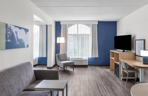 Rock Hill Hotel | Spark by Hilton Rock Hill