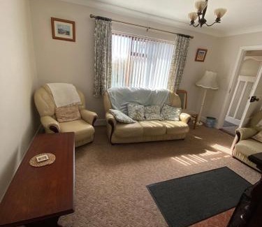 Malin House | Sparkling Waters