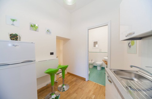 Vomero Apartment | SPECIAL OFFER! New, central and near metro "PIAZZA VANVITELLI" and funiculars